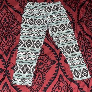 NO BOUNDARIES LEGGINGS (M) (7-9)